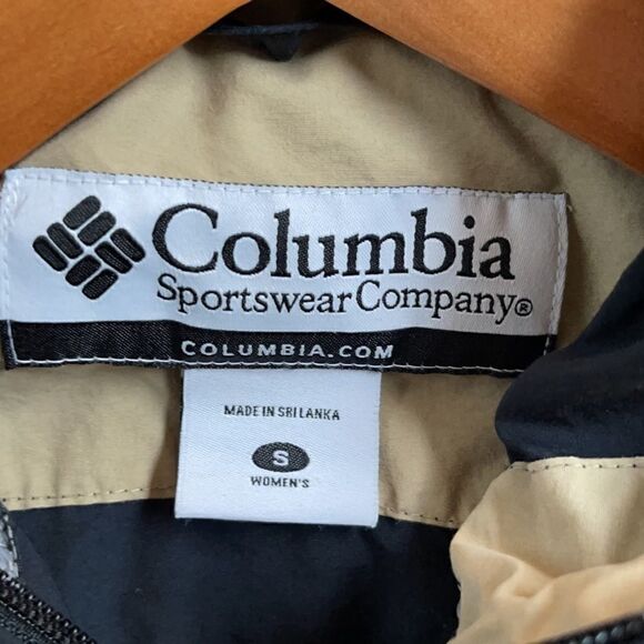 Columbia Jacket.  Size Small. - Picture 3 of 6